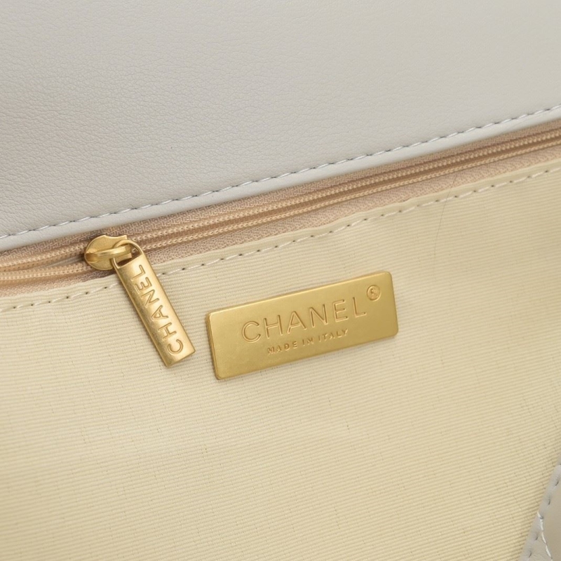 Ch**el 19 bags